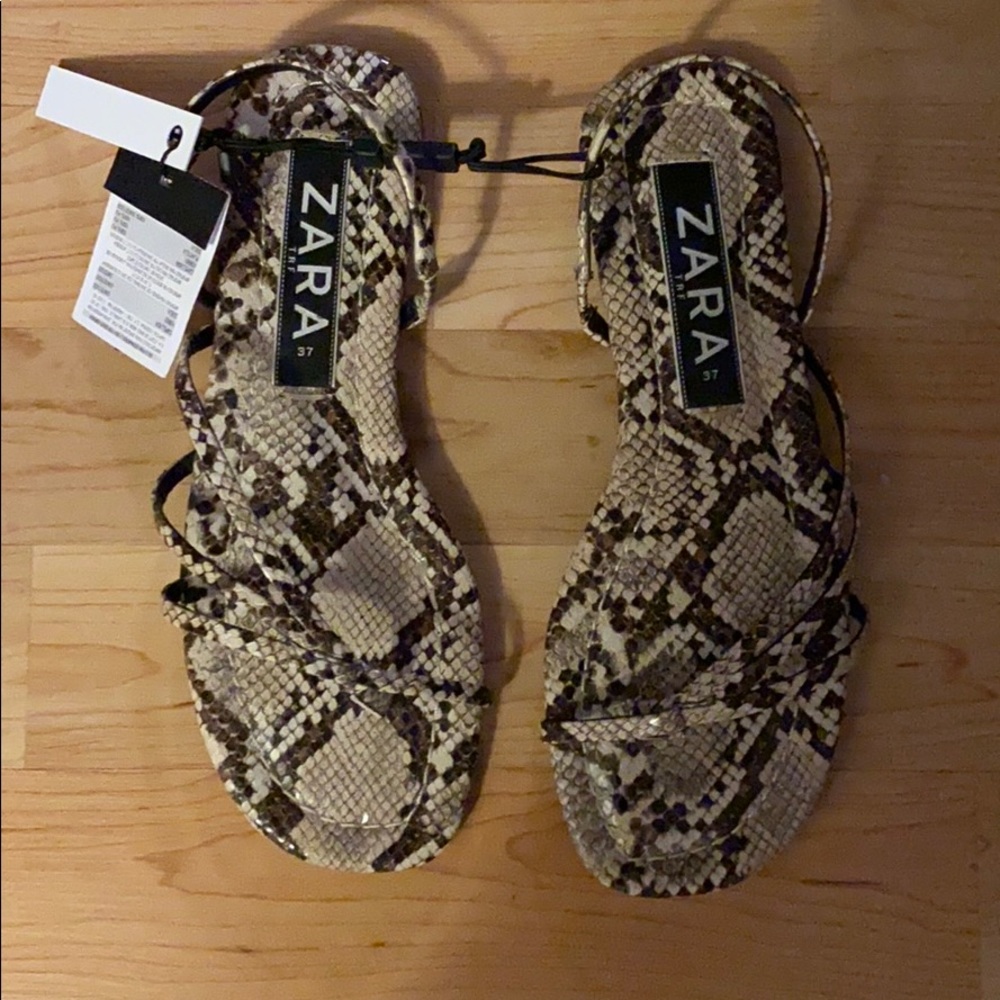 Zara snake/python straps flat sandals NWT